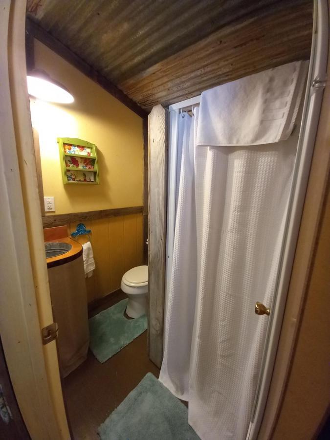 Acorn Hideaways Canton Charming Pioneer Suite 1890'S General Store Екстериор снимка